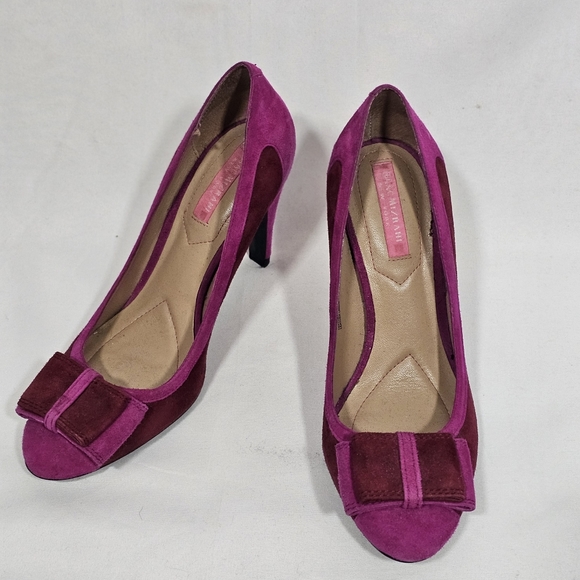 Isaac Mizrahi Fuchsia-Red Cute Pumps - Picture 6 of 8